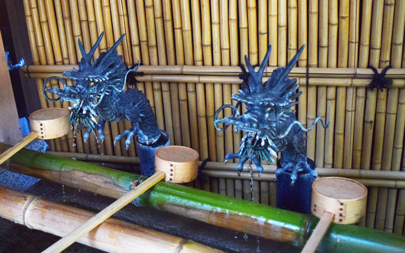 小網神社　手水舎