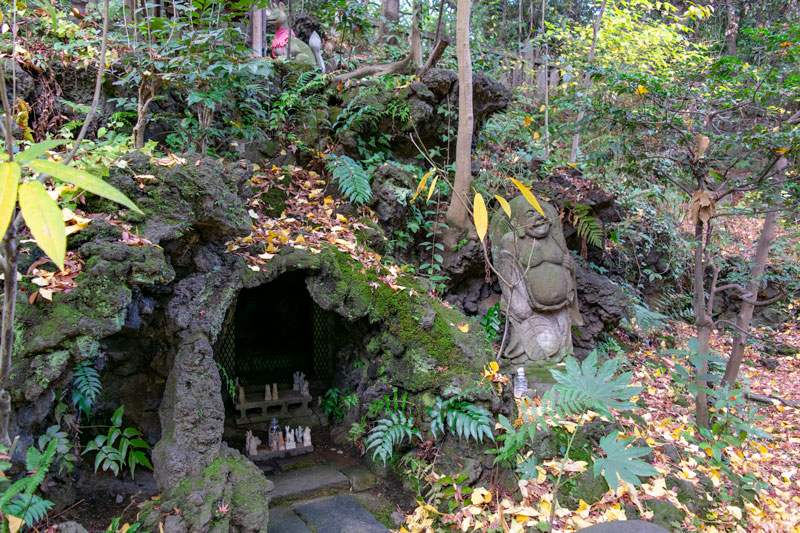 西行稲荷神社祠