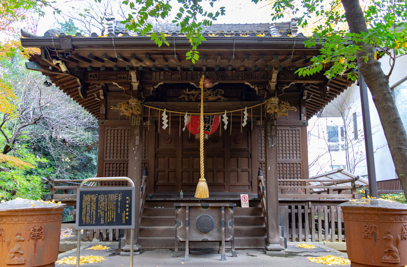 四合稲荷神社拝殿
