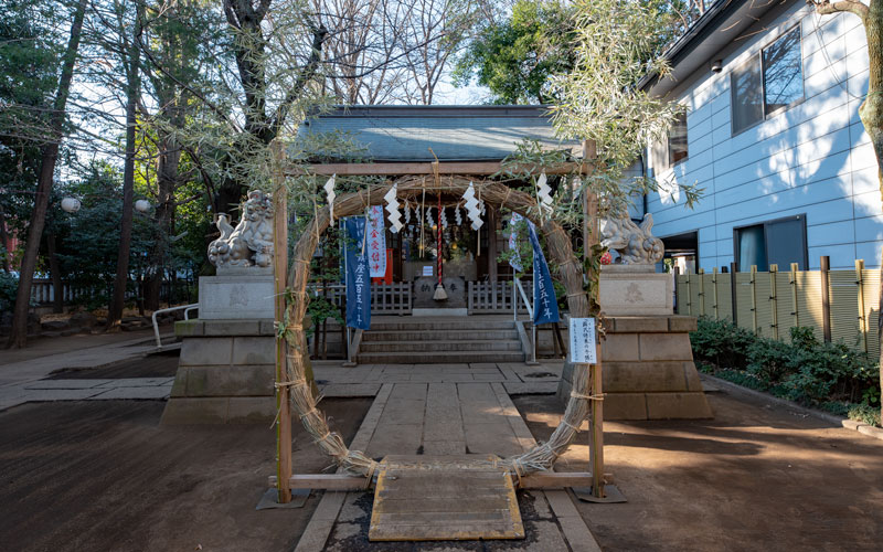 神明氷川神社の茅の輪