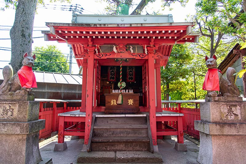 新井天神北野神社境内