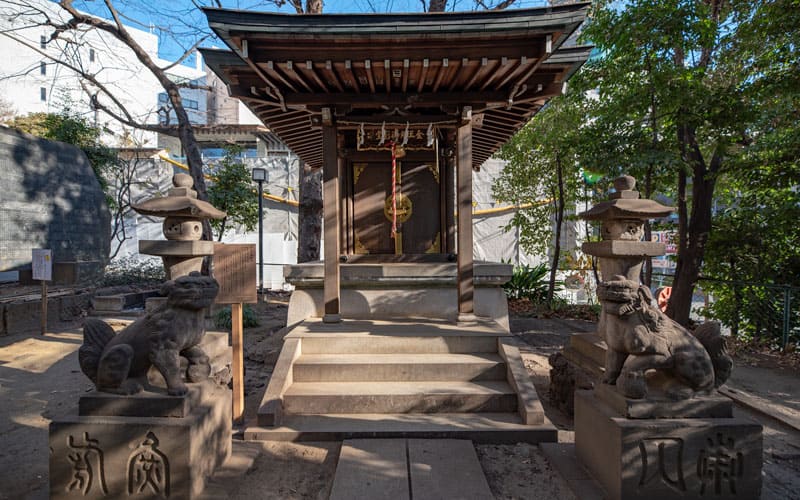 金王八幡宮の金王丸御影堂