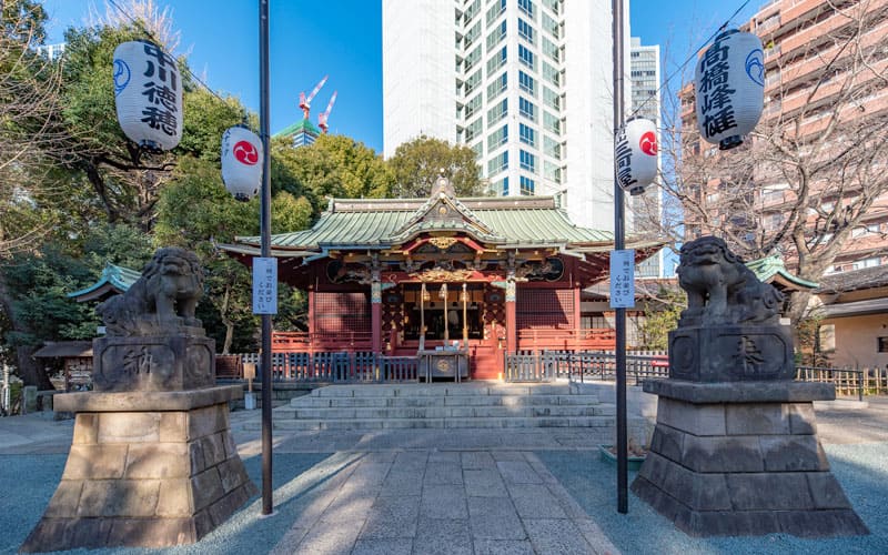 金王八幡宮の参道