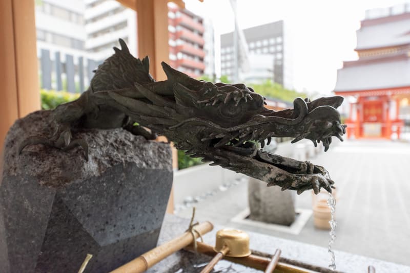 水天宮　手水舎龍神様