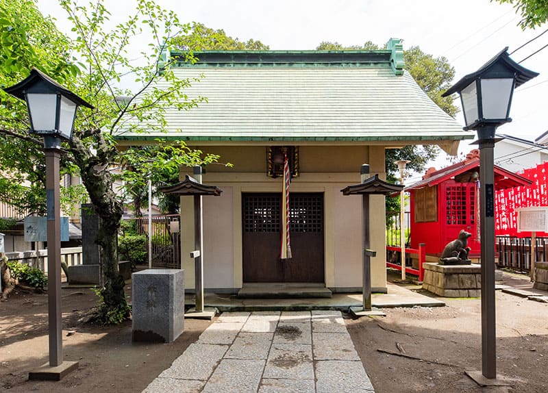 吾嬬神社本殿