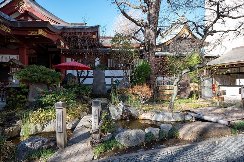 素盞雄神社　境内