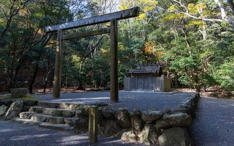 饗土橋姫神社　鳥居