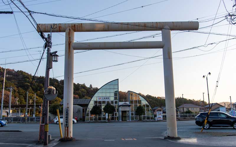 二見興玉神社　駅前
