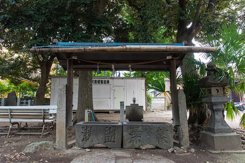 東小岩天祖神社　手水舎