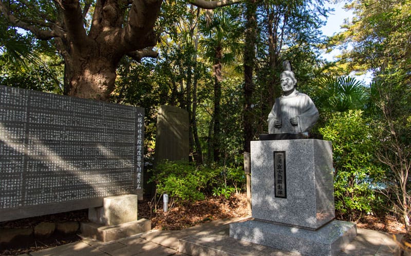 検見川神社 宮間像