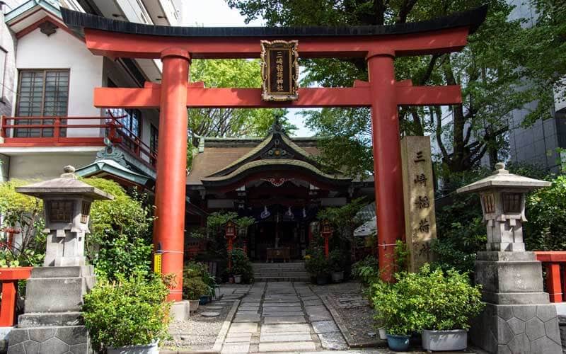 三崎稲荷神社 鳥居