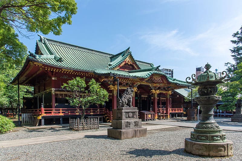 根津神社　拝殿2