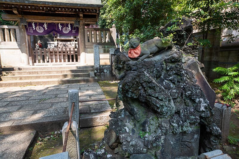 根津神社　駒込稲荷神社きつね