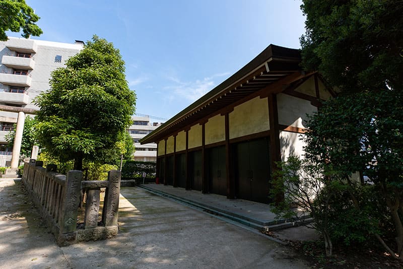 根津神社　御輿庫