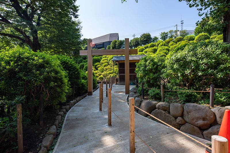根津神社　つつじ園入り口