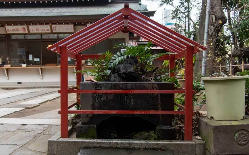 王子稲荷神社 手水舎