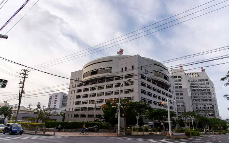 識名宮 沖縄県庁裏