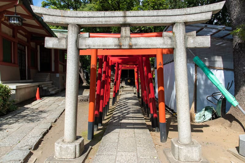 品川神社　阿那稲荷神社鳥居