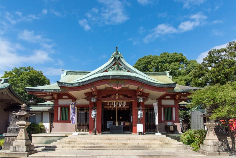 品川神社　拝殿