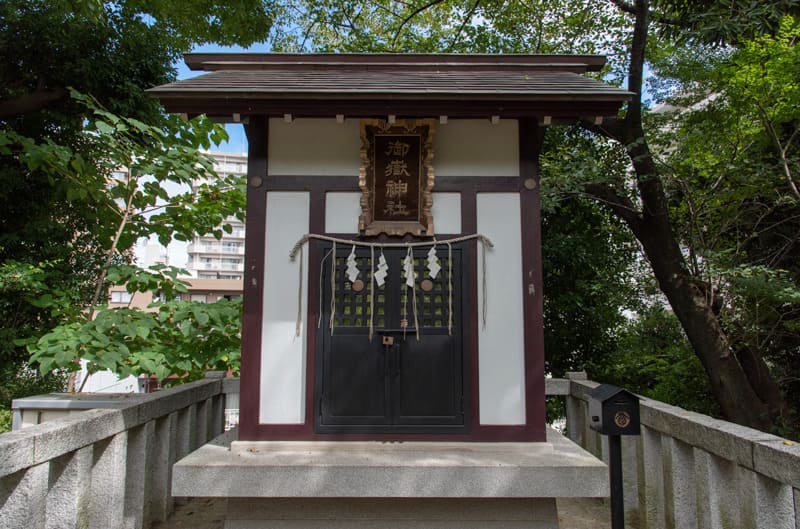 品川神社　御嶽神社拝殿
