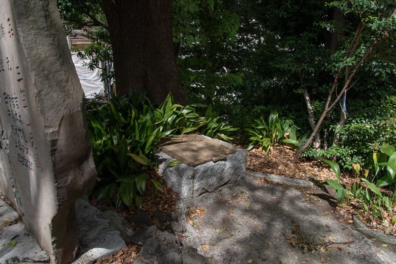 品川神社　御嶽神社井戸