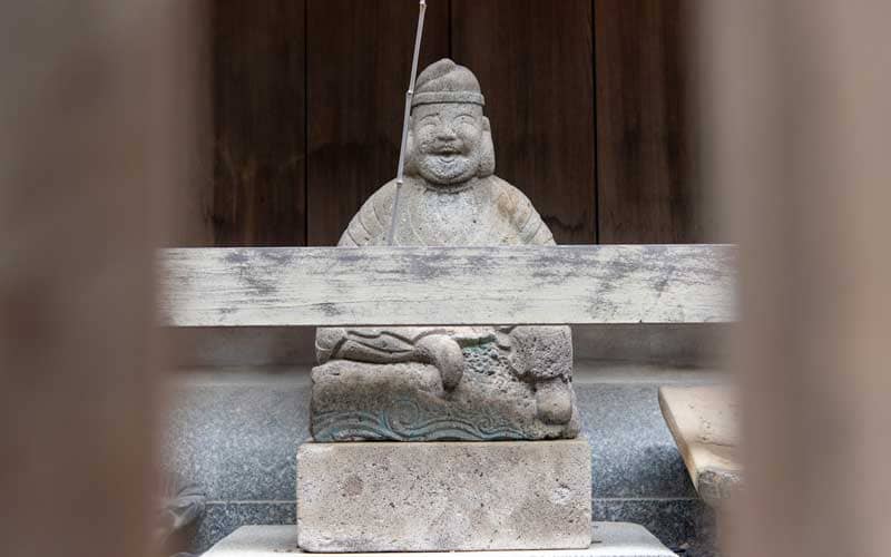 十日恵比寿神社　本殿裏　恵比寿様