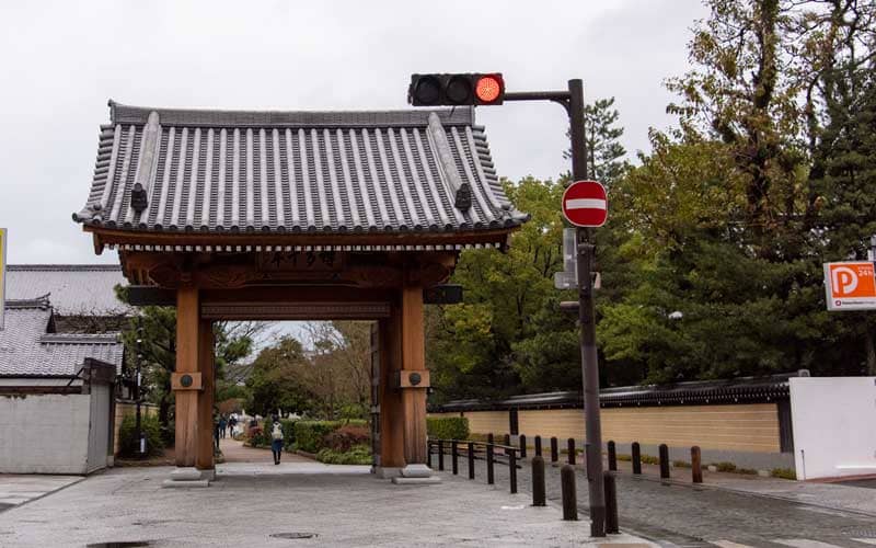 若八幡宮　承天寺通り