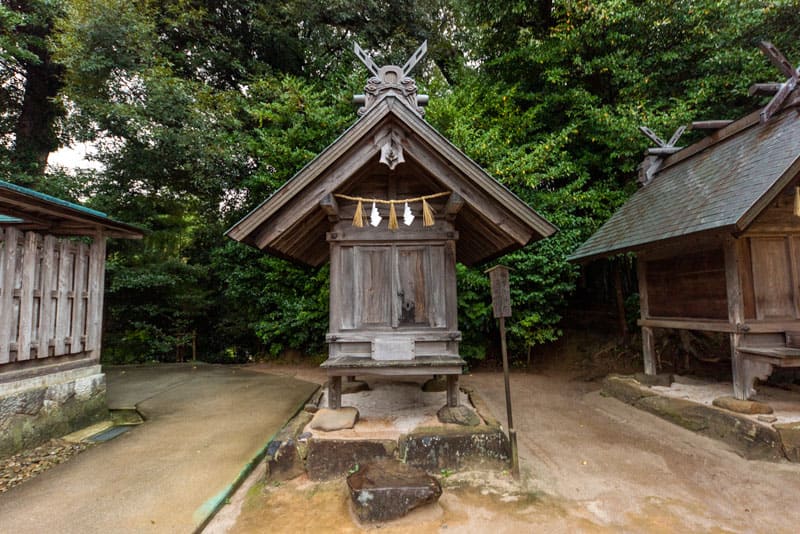 "八重垣神社　脚摩乳神社