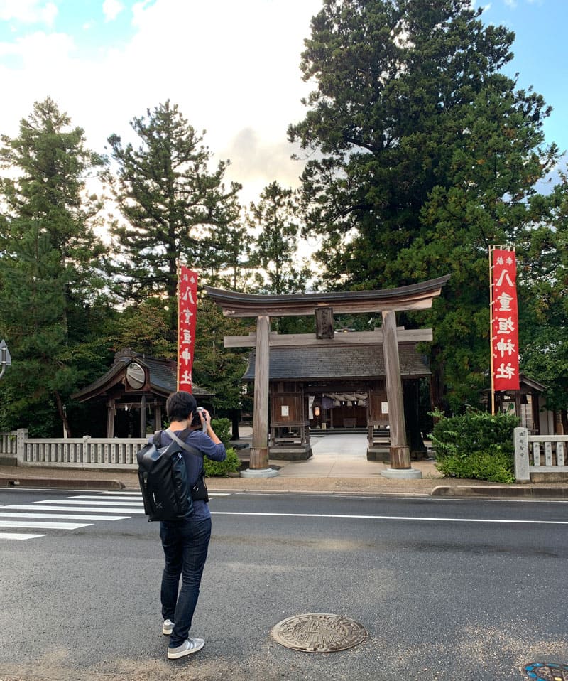八重垣神社　鳥居前
